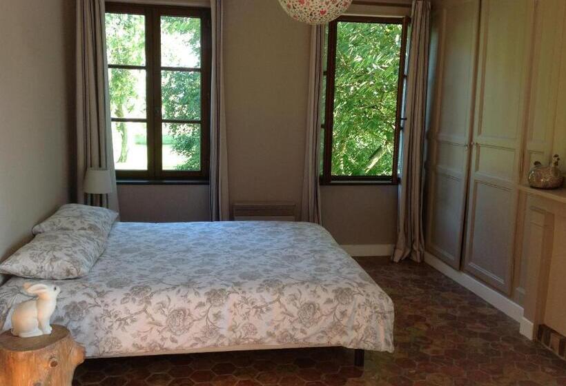 Номер Комфорт, Le Petit Manoir De La Vernelle