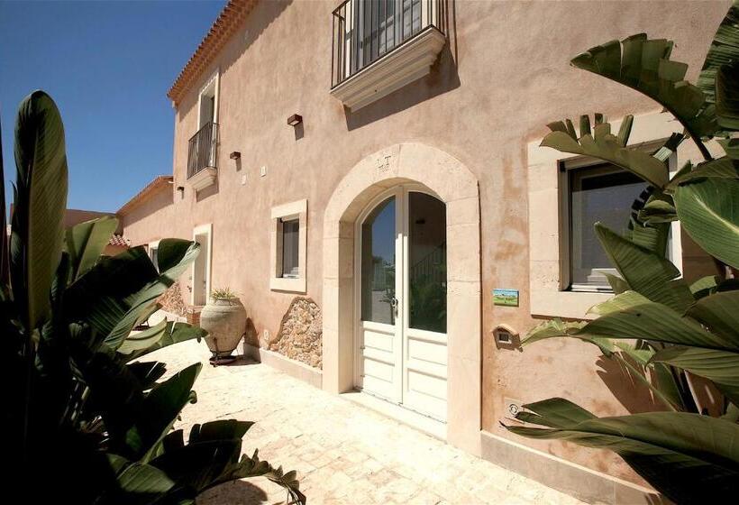 Четырехместный Номер Классик, Casale Milocca