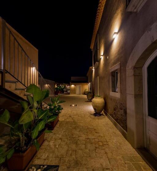 Четырехместный Номер Классик, Casale Milocca