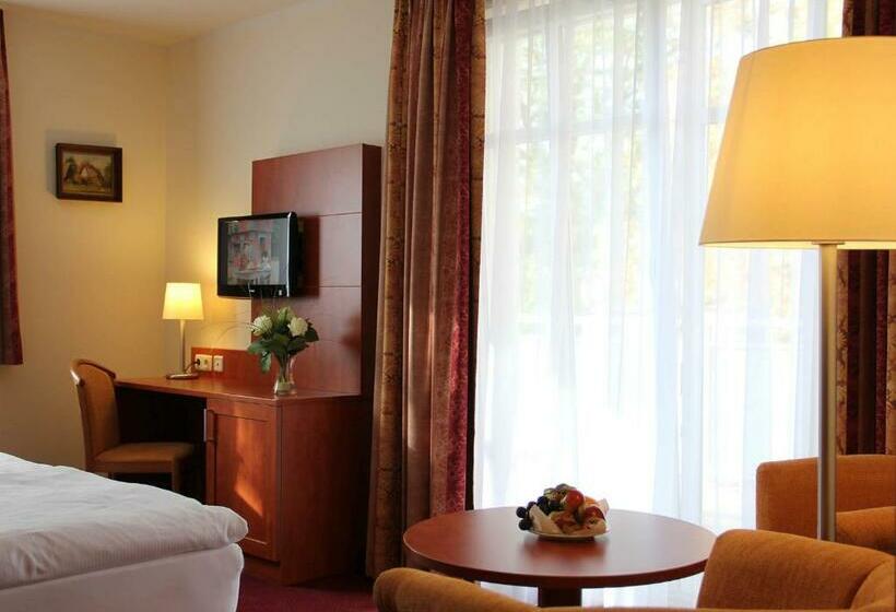 Classic room with balcony, & Café Strandeck
