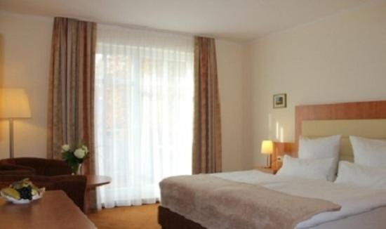 غرفة كلاسيكية مع بلكونة, & Café Strandeck