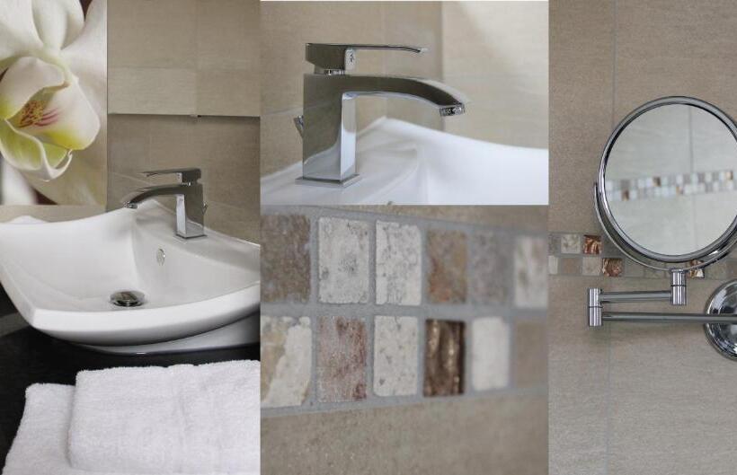 غرفة كلاسيكية مع بلكونة, & Café Strandeck