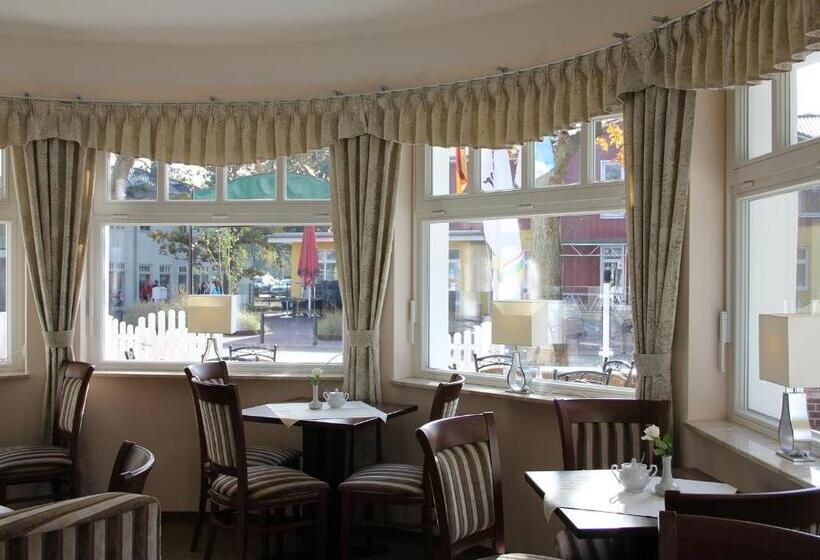 غرفة كلاسيكية مع بلكونة, & Café Strandeck