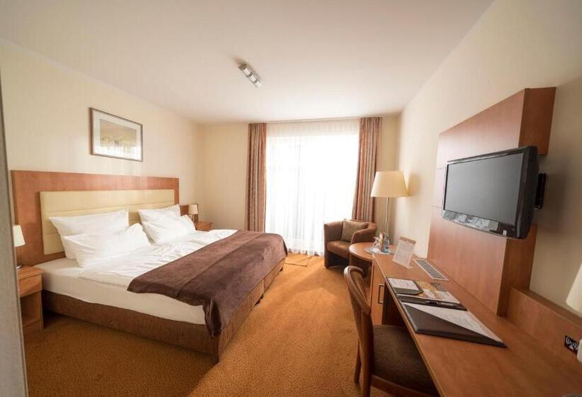 غرفة كلاسيكية مع بلكونة, & Café Strandeck