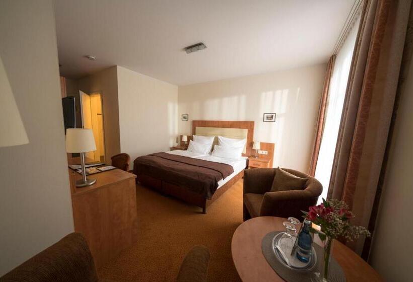 Classic room with balcony, & Café Strandeck