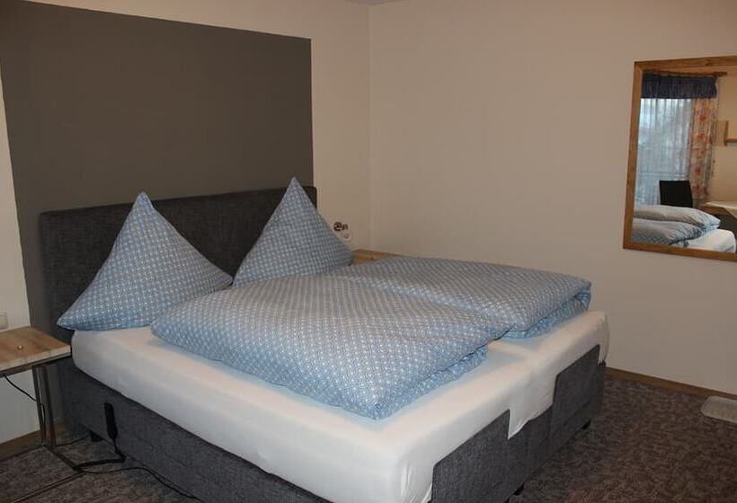 스탠다드 룸, Zur Waldesruh