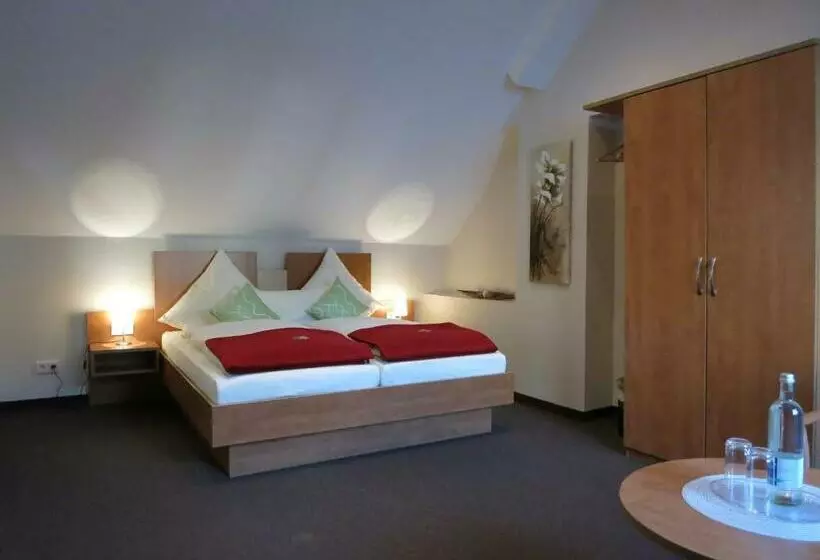 コンフォートルーム, Gästehaus Auszeit