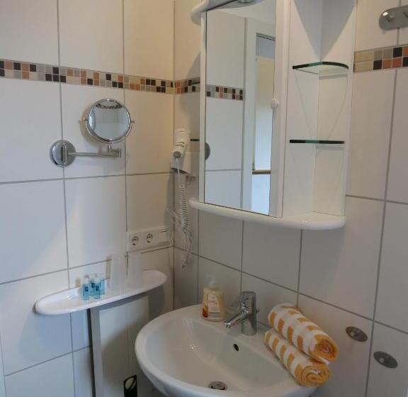 带阳台两卧公寓, Gästehaus Auszeit