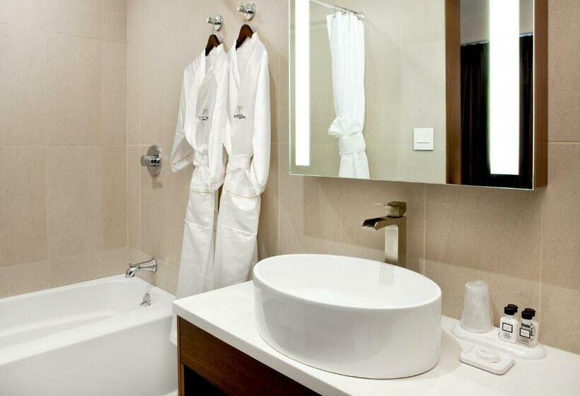 סוויטה, Porter Square