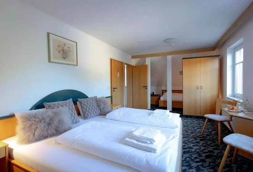 スタンダード４人部屋, Stiefelburg Der Berghof