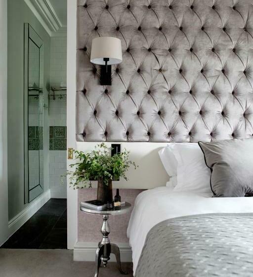 スタンダードルーム, Cliff At Lyons