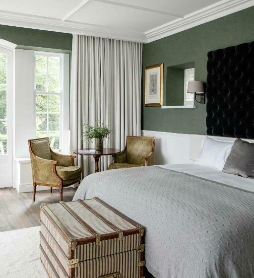 デラックスルーム, Cliff At Lyons