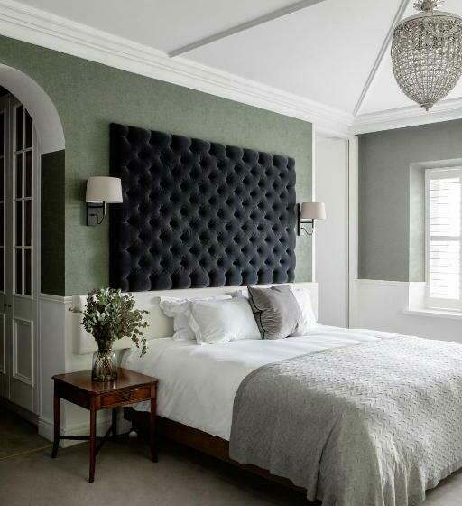 デラックスルーム, Cliff At Lyons