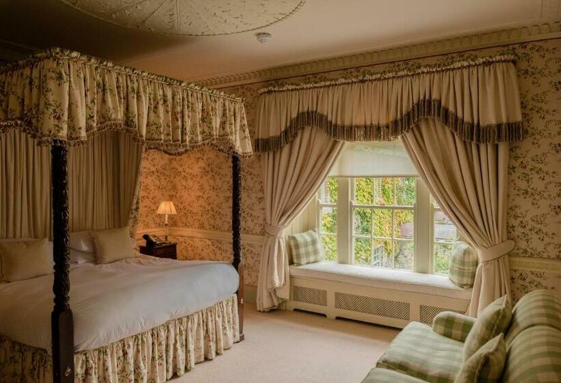 スタンダードルーム, Cliff At Lyons