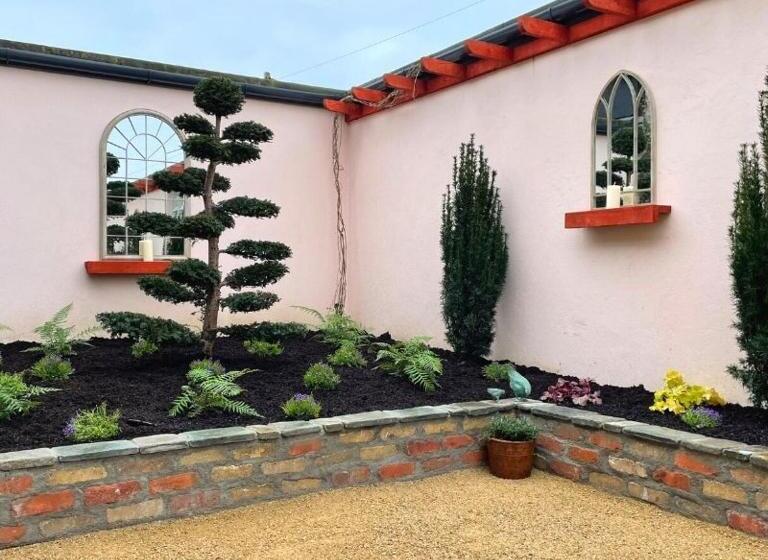 2ベッドルームハウス, Cliff At Lyons