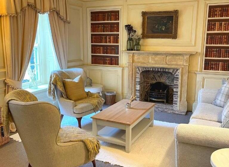 2ベッドルームハウス, Cliff At Lyons