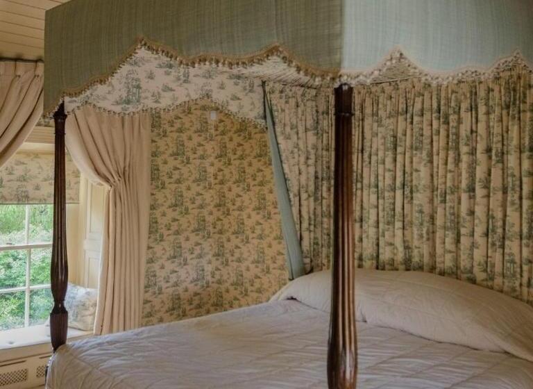 2ベッドルームハウス, Cliff At Lyons