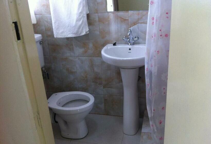 اتاق لوکس, Kuku Royal Lodge