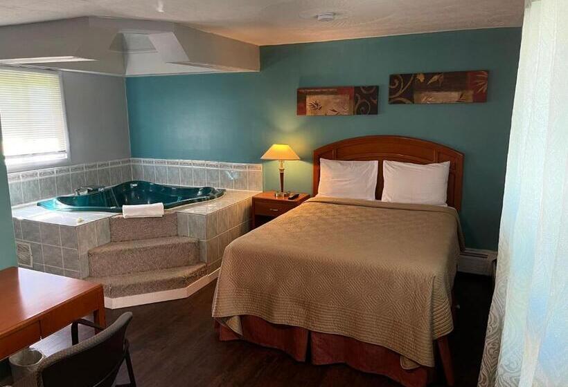 غرفة قياسية مزوَّدة بجاكوزي, Countryside Motel
