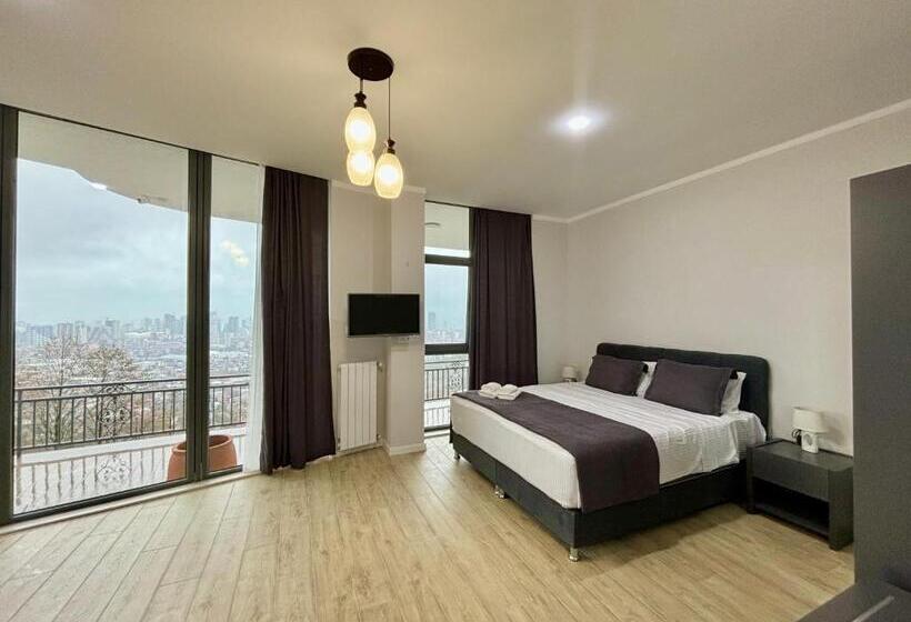 اتاق سوپریور با تخت بزرگ, Hillside Inn