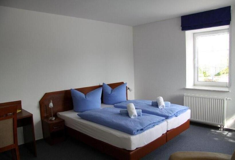 غرفة عائلية, Landpension Strenz