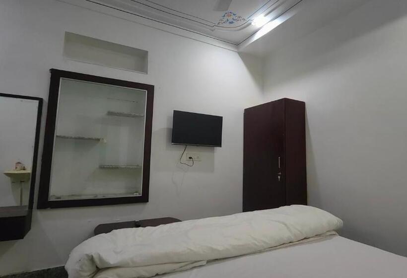 اتاق اکونومی, Shri Daulat Villas