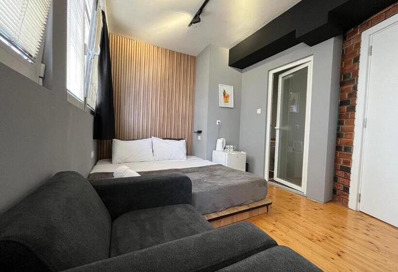 اتاق استاندارد, Mickitos Urban Hostel