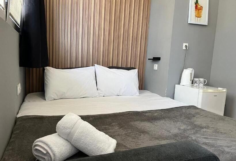 اتاق استاندارد, Mickitos Urban Hostel