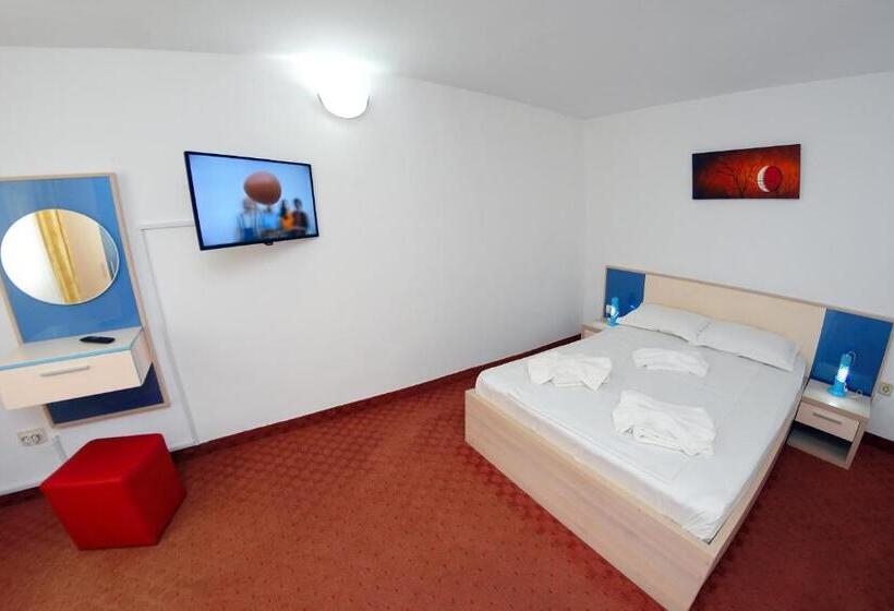 Люкс, Apartamente Liliacul