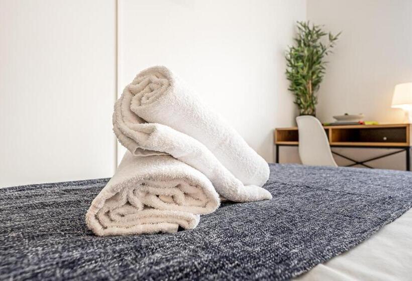 Номер Стандарт с Балконом, Santos Mattos Guesthouse & Apartments By Lisbon With Sintra