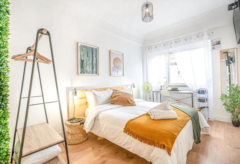 스탠다드 룸 공동 욕실, Santos Mattos Guesthouse & Apartments By Lisbon With Sintra