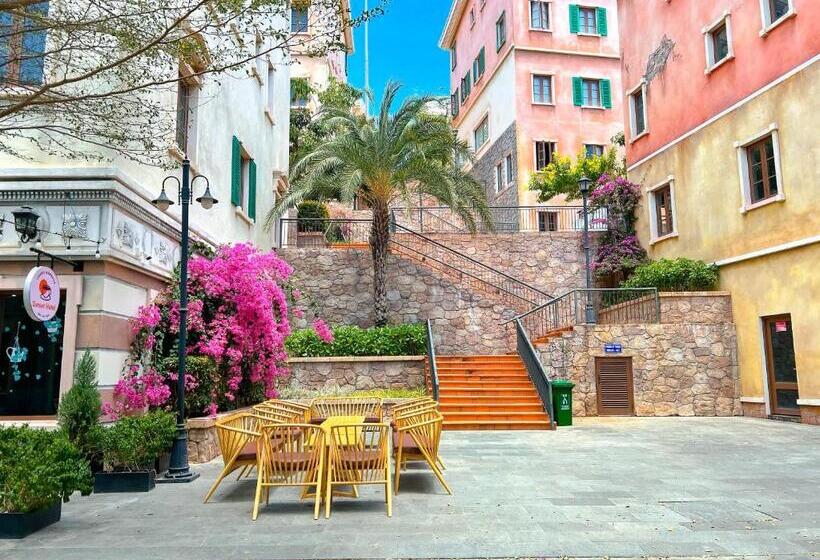 اتاق سه نفره دلوکس با چشمانداز دریا, Sea Sunset Hotel Phu Quoc Welcome To A Mixing World Of Friends