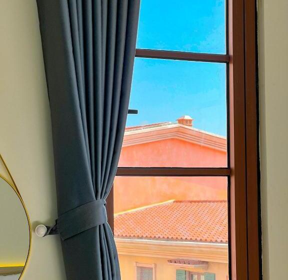 اتاق استاندارد چهار تخته با چشمانداز دریا, Sea Sunset Hotel Phu Quoc Welcome To A Mixing World Of Friends