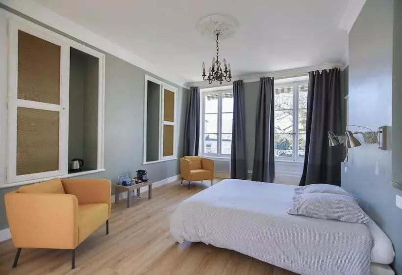 スーペリアースイート, Manoir De L'echauguette