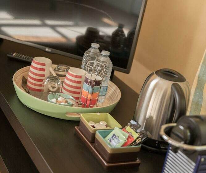 جناح مزود بتراس, Manoir De L'echauguette