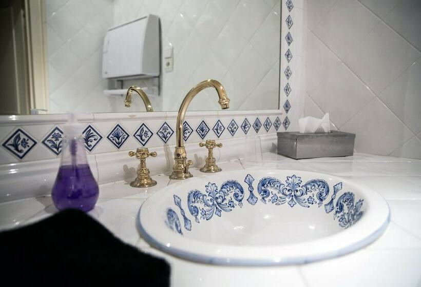 Люкс с Террасой, Manoir De L'echauguette