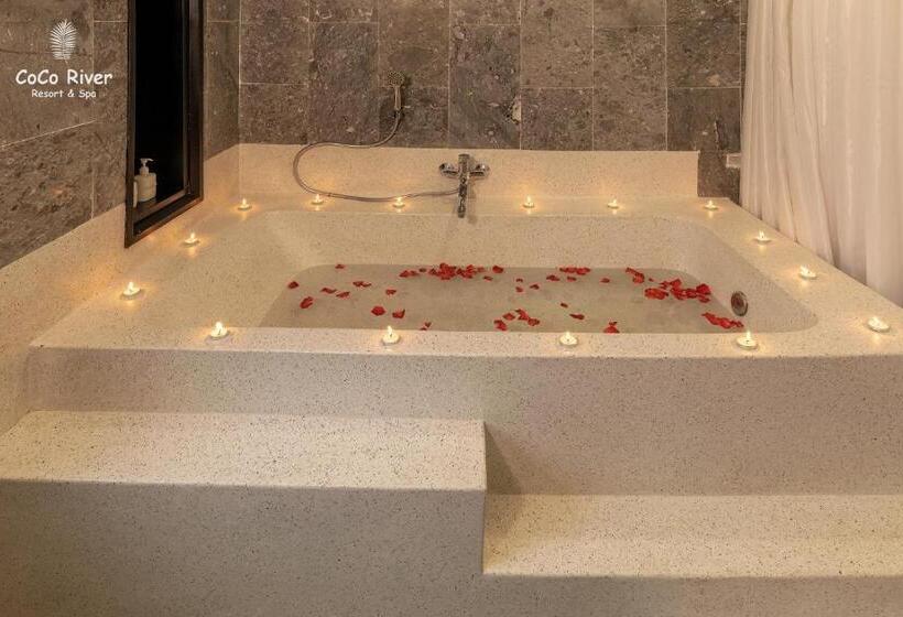 اتاق لوکس با بالکن, Hoi An Coco River Resort & Spa