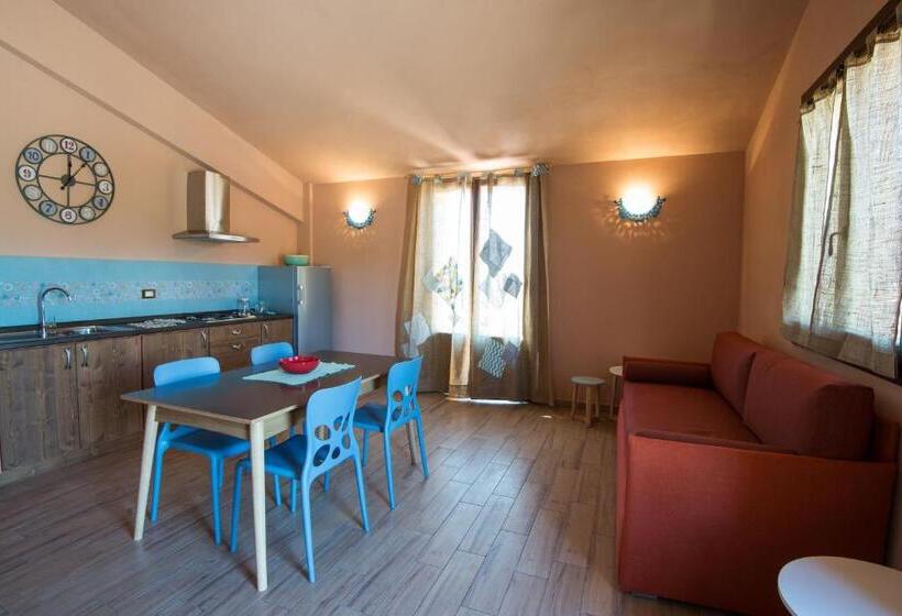 דירת חדר נוף לים, Leonardo Resort