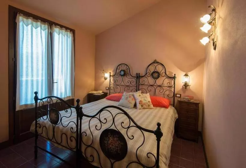 اتاق استاندارد با بالکن و چشمانداز دریا, Leonardo Resort