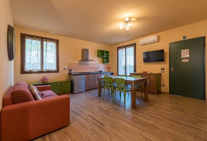 דירת שני חדרים, Leonardo Resort