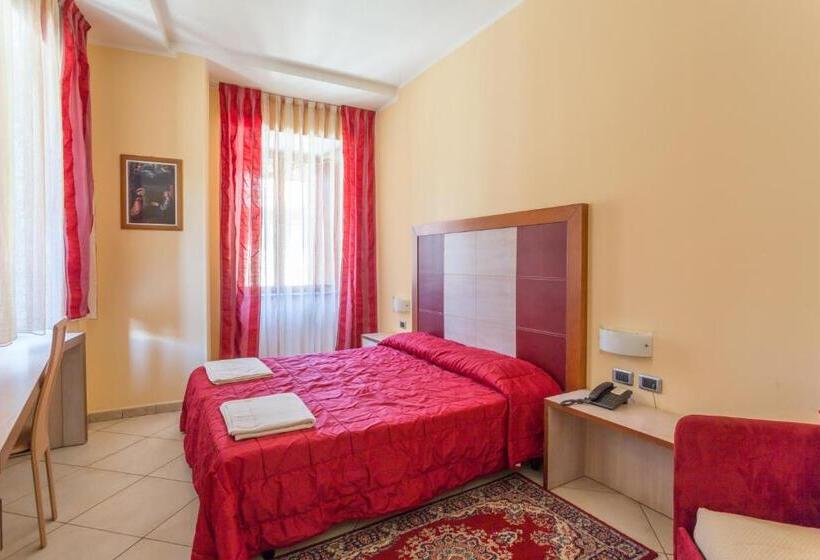 غرفة ديلوكس رباعية, Conte Ruggero