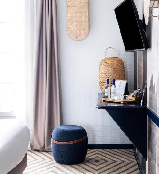 غرفة سوبيريور ثلاثية, Hôtel Le Français