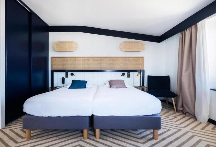 غرفة سوبيريور ذات إطلالة, Hôtel Le Français