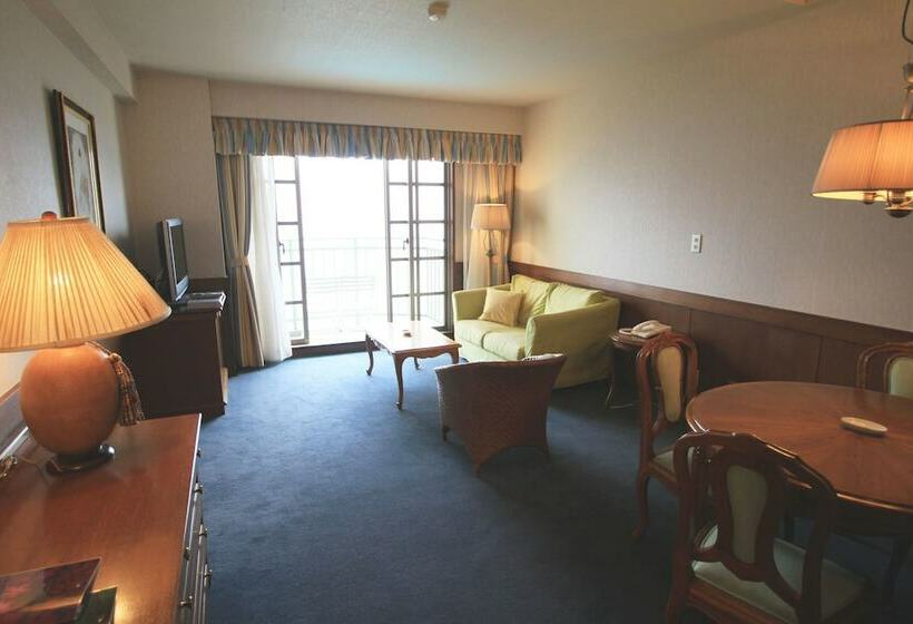 סוויטת דופלקס, La Classe De Cienega