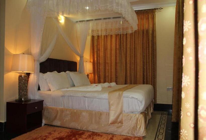 جناح جونيور, Lantana