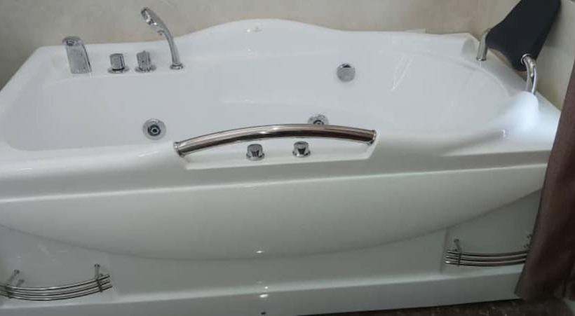 جناح إدارى, Lantana