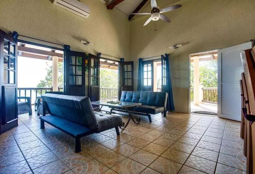 オーシャンビュースーペリアースイート, Mariposa Belize Beach Resort