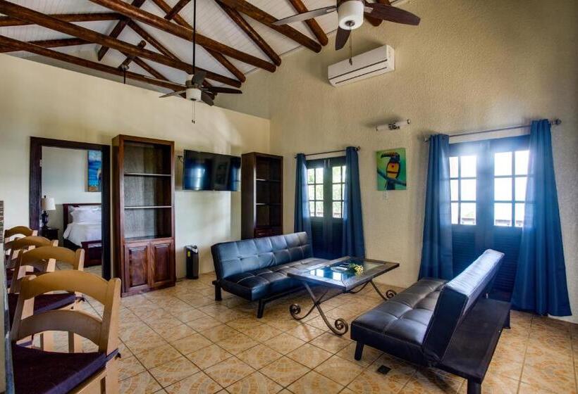 סוויטת סופריור נוף לים, Mariposa Belize Beach Resort