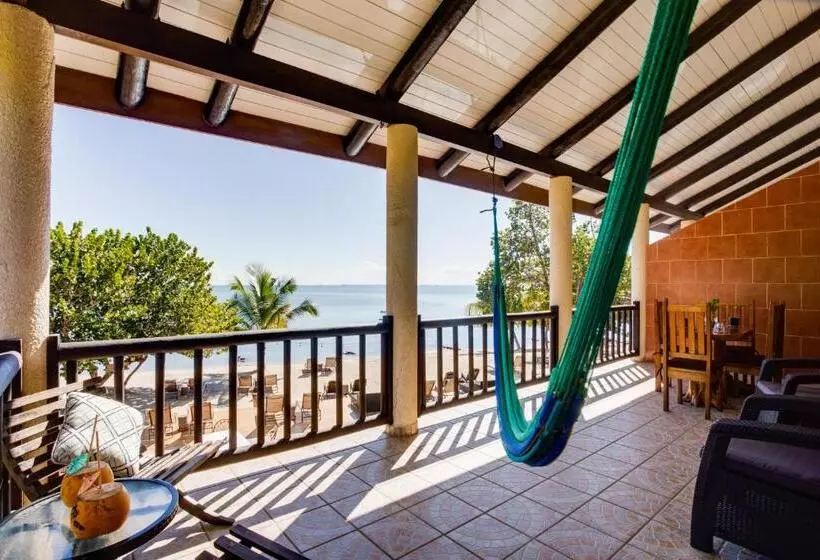 キングサイズベッドのスイートルーム, Mariposa Belize Beach Resort
