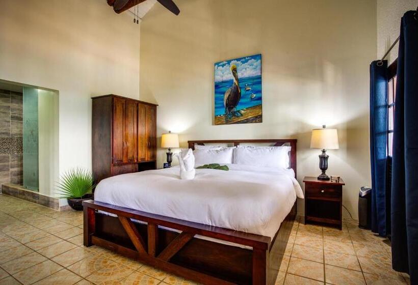סוויטת סופריור נוף לים, Mariposa Belize Beach Resort